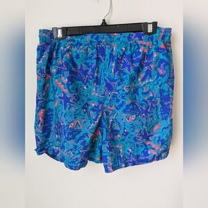 Vintage 90s Reebok Shorts –  Vibrant Star Print size M